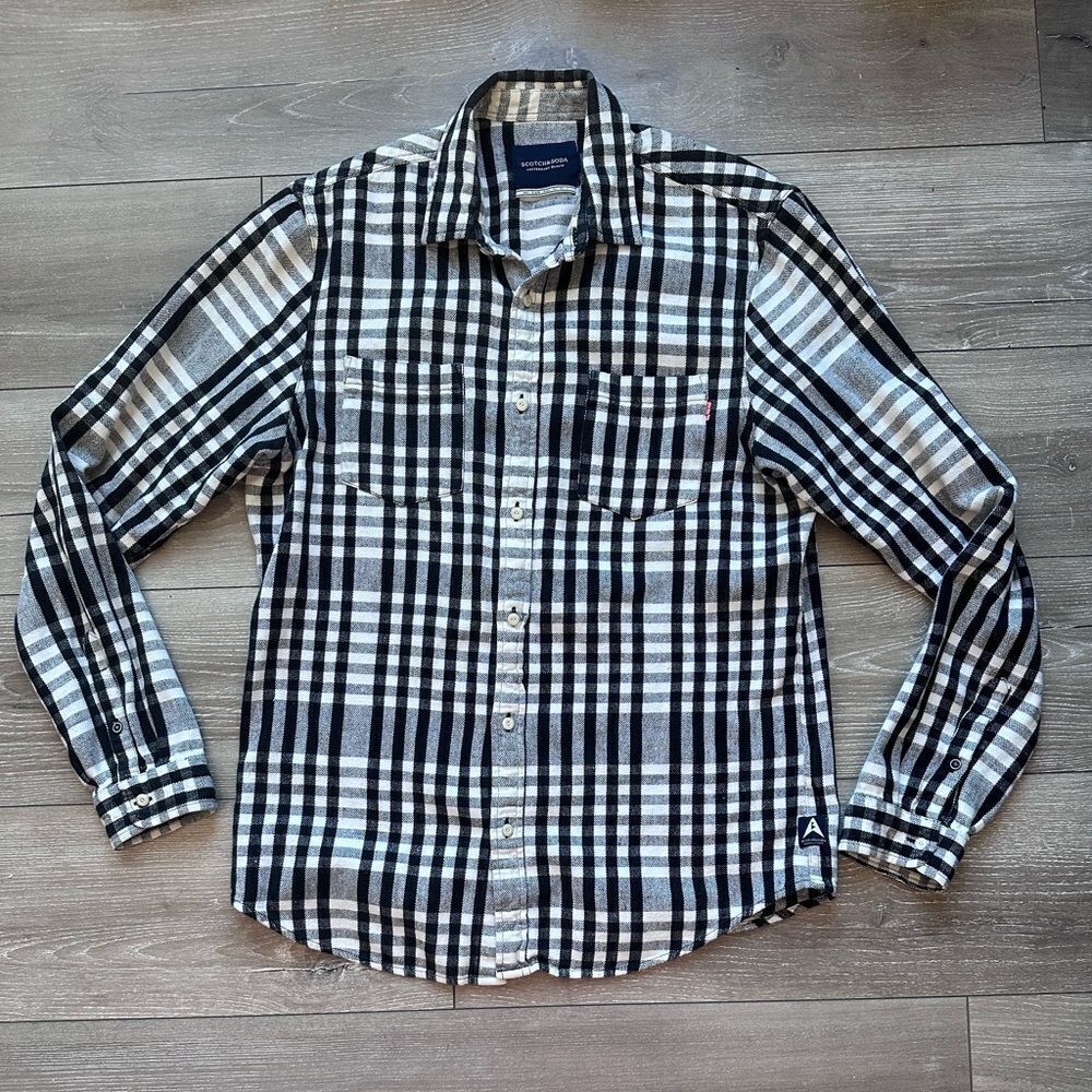 Black & White Plaid Relaxed Flannel Button Up Checked Shirt